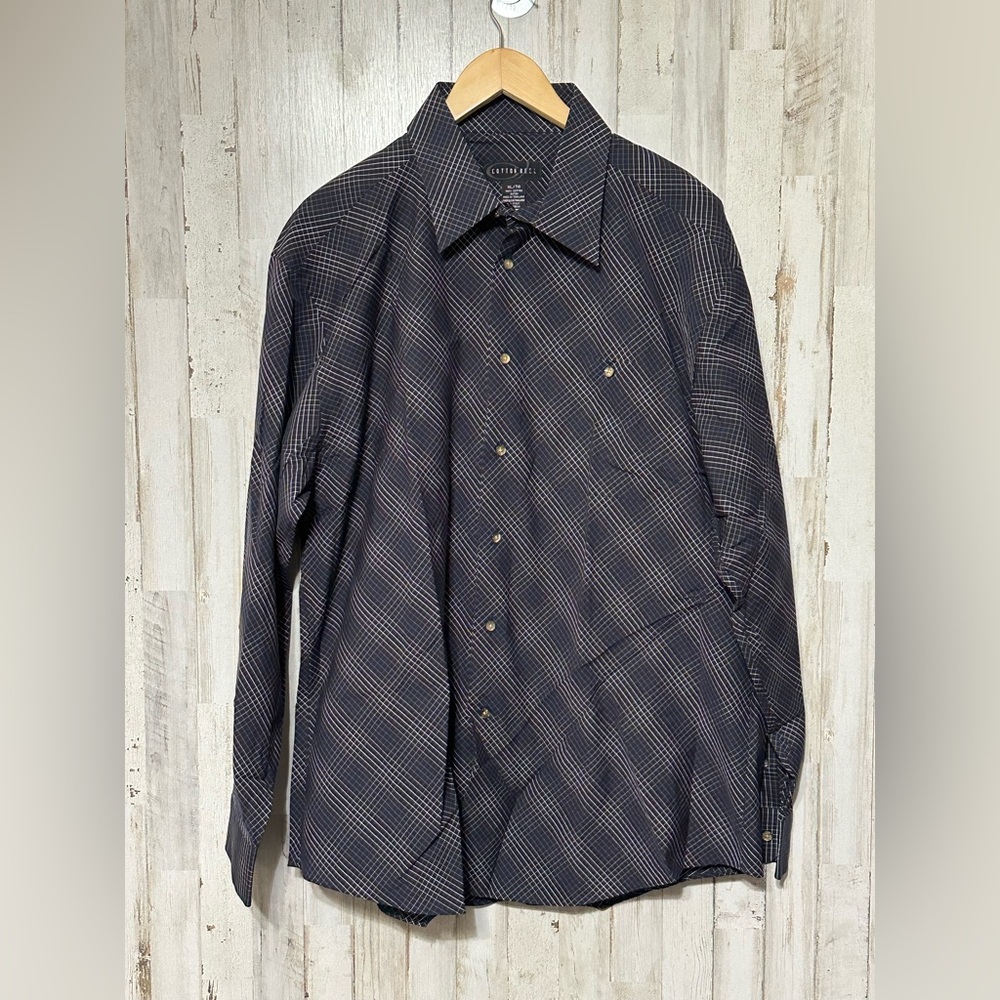 Cotton Reel Button‎ Up